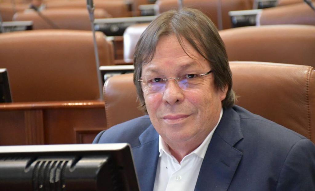 César Lorduy podría regresar al Congreso: la decisión recae en la renuncia de David&nbsp;Luna