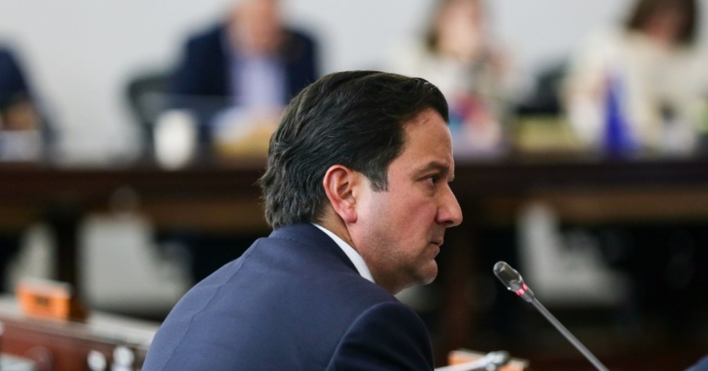 David Luna podría abandonar el Congreso para buscar la&nbsp;Presidencia