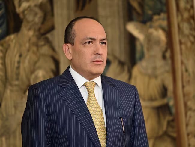 Magistrado Vladimir Fernández rechaza desacato de la Corte Constitucional contra el ministro de&nbsp;Salud