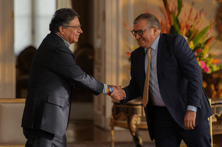 Gustavo Petro posesionó a Miguel Polo Rosero como magistrado de la Corte&nbsp;Constitucional