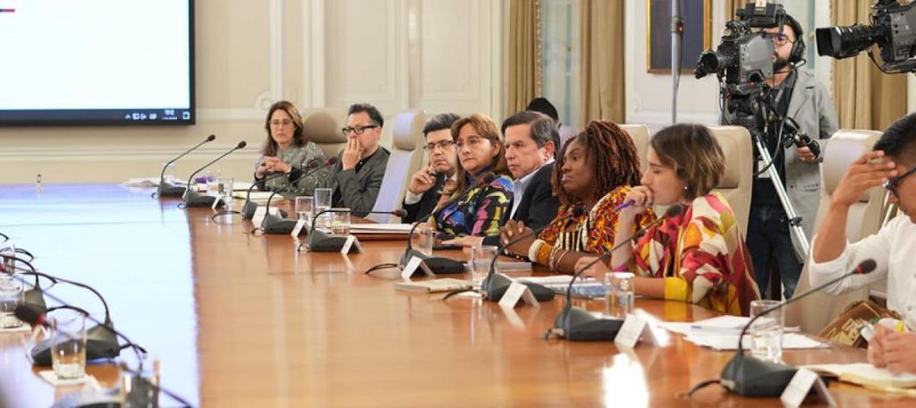 Congresistas critican a Petro por el “circo” del consejo de&nbsp;ministros