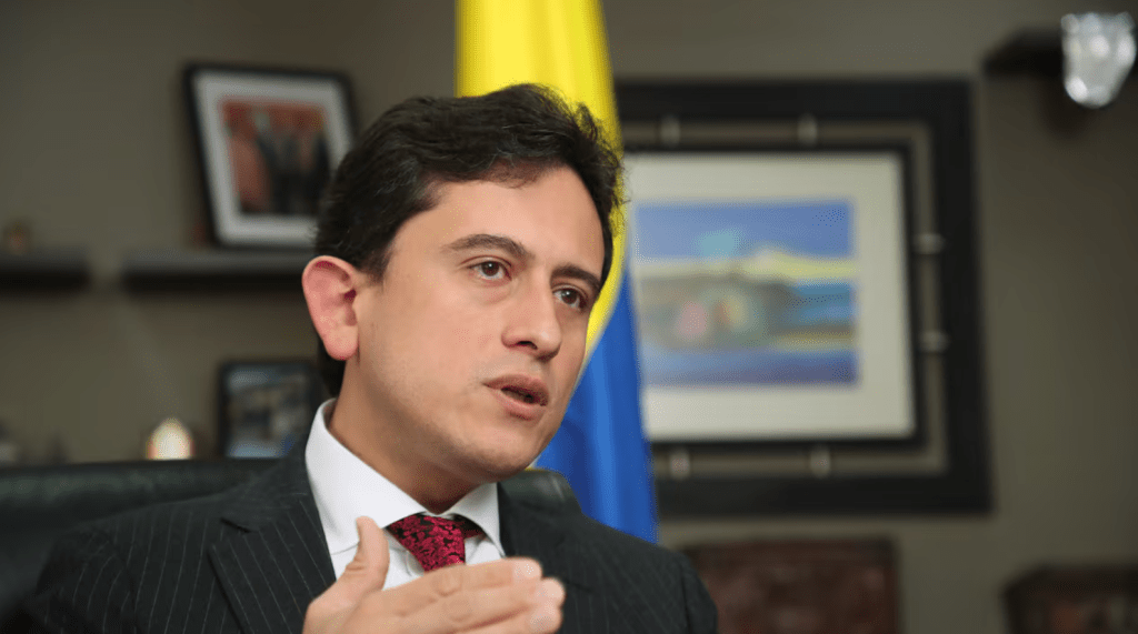 Escándalo tumba a Luis Carlos Reyes del Ministerio de&nbsp;Comercio