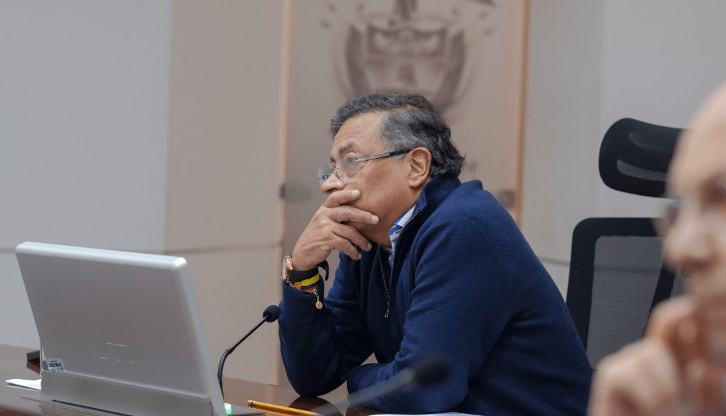 Petro plantea traer gas de Panamá convertido en energía&nbsp;eléctrica