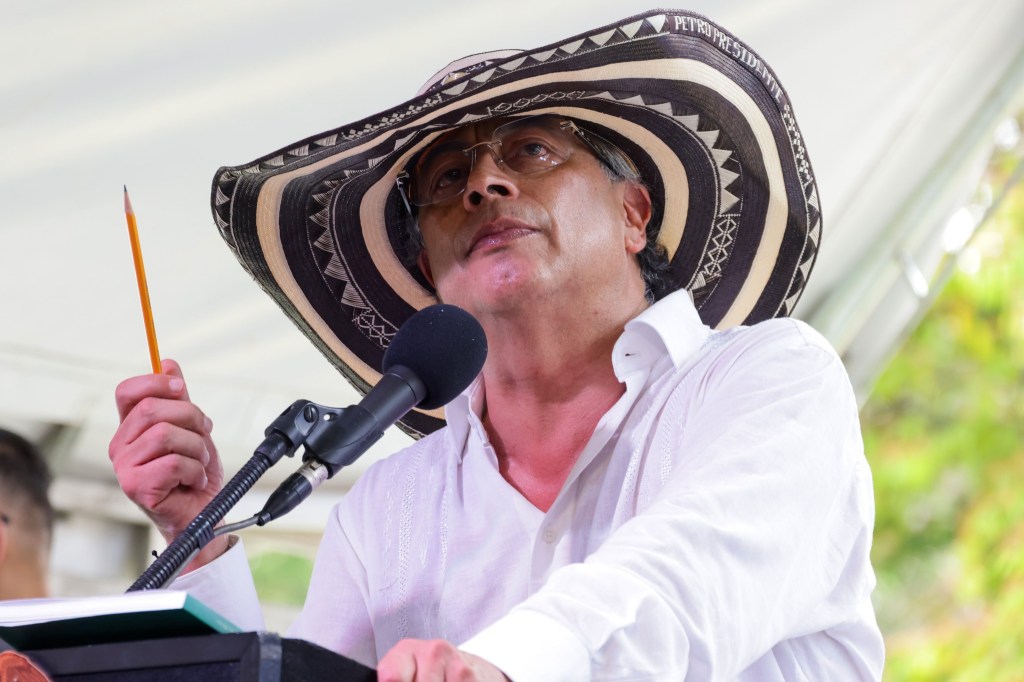 Consejo de Estado avala a Petro para seguir transmitiendo en vivo los Consejos de&nbsp;Ministros