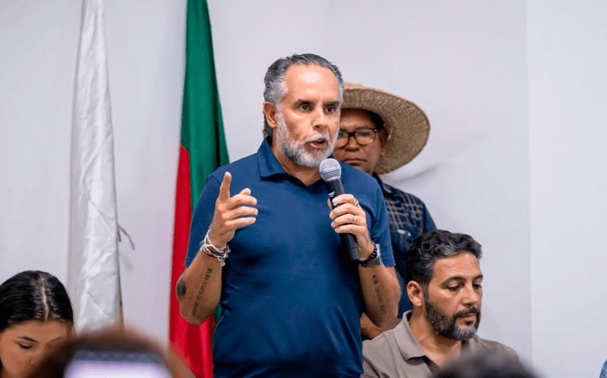 Gobierno mantiene que consulta popular hundida sigue vigente por&nbsp;fraude