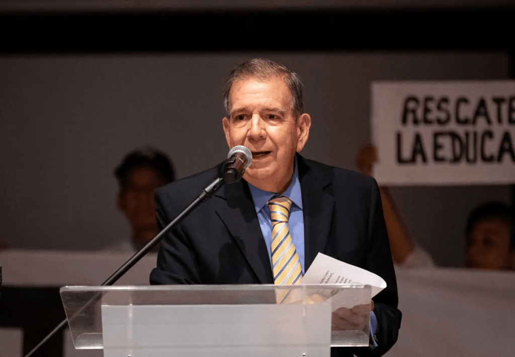 Hospitalizan a Edmundo González en Madrid tras sufrir una baja de&nbsp;tensión