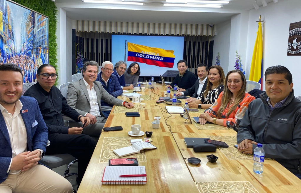 Fajardo, Galán y el MIRA exploran coalición para las elecciones de&nbsp;2026