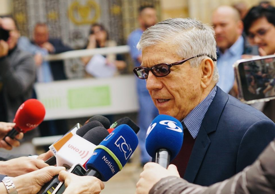 Cesar Gaviria pide a la Fiscalía investigar al ministro de&nbsp;Salud