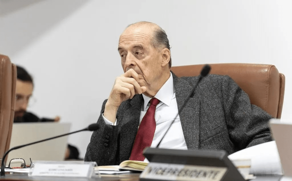 Álvaro Leyva no asistió a citación en la Comisión de&nbsp;Acusación