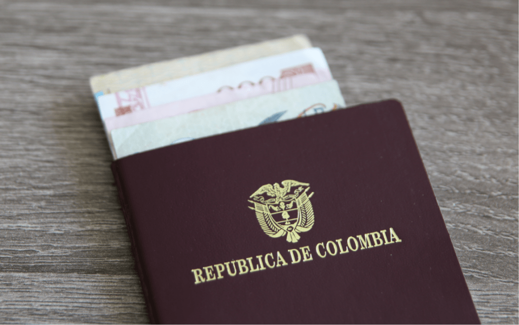 Gobierno amplía contrato de pasaportes con Thomas Greg &&nbsp;Sons