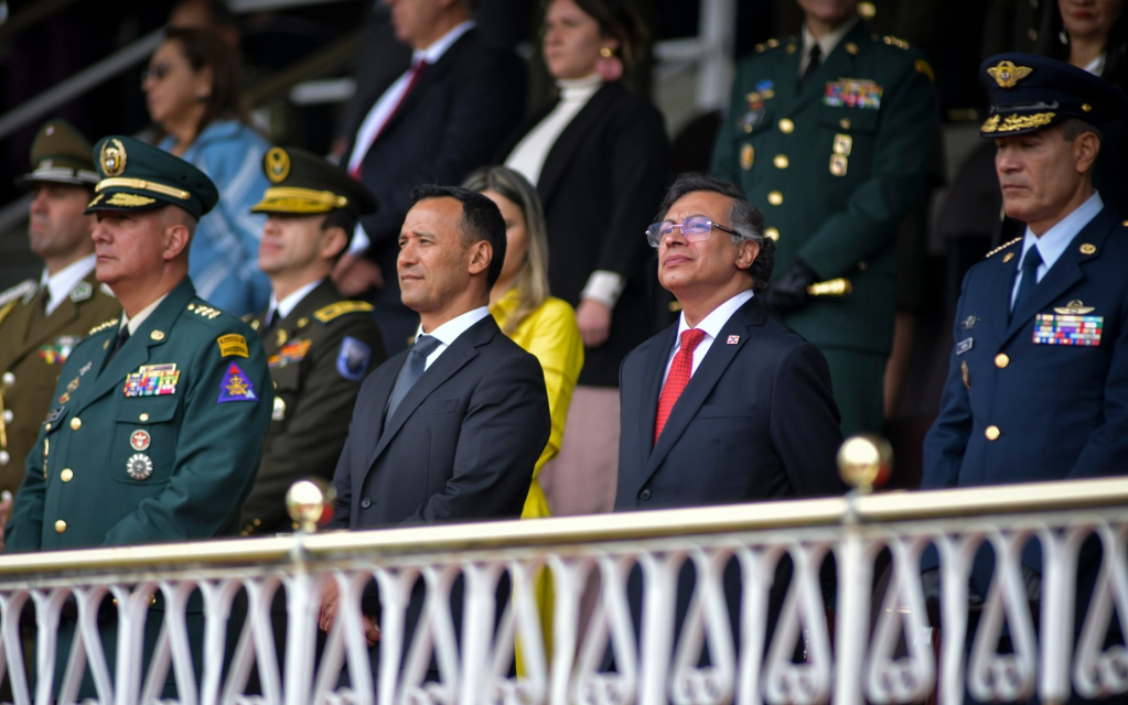 Gobierno refuerza seguridad de Petro con personal especializado del Ejército y la&nbsp;Policía