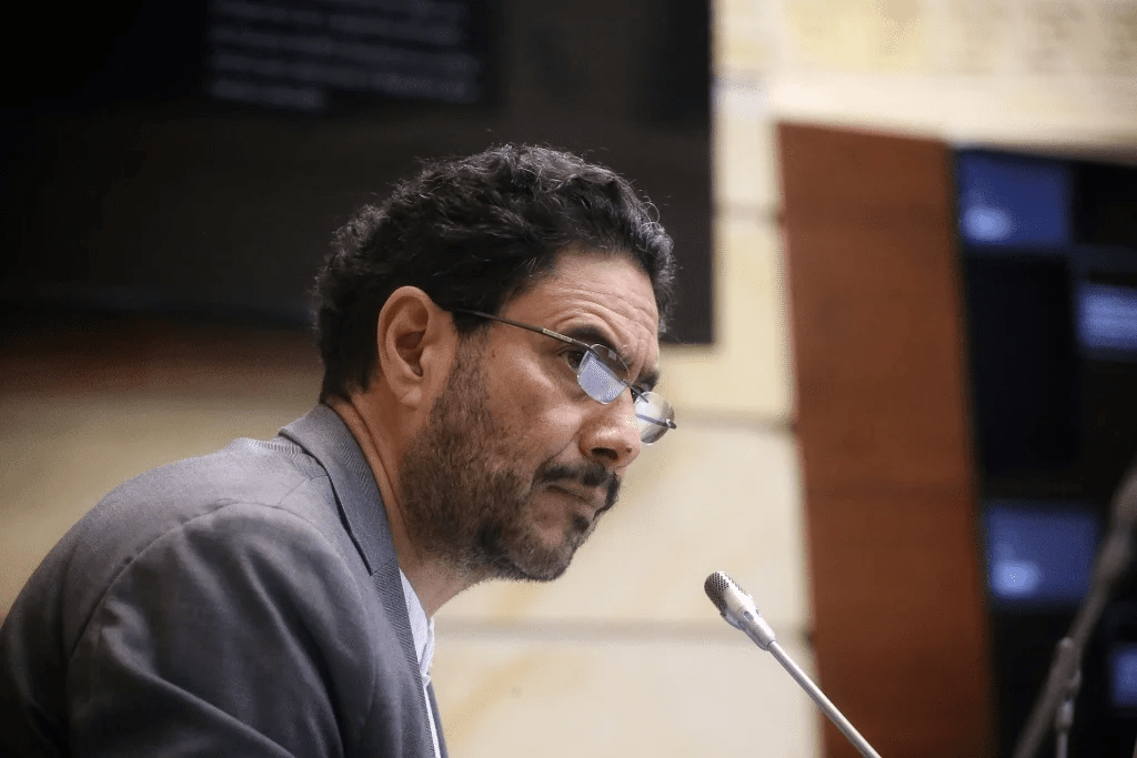 Polo Democrático propone a Iván Cepeda como candidato presidencial del Pacto&nbsp;Histórico