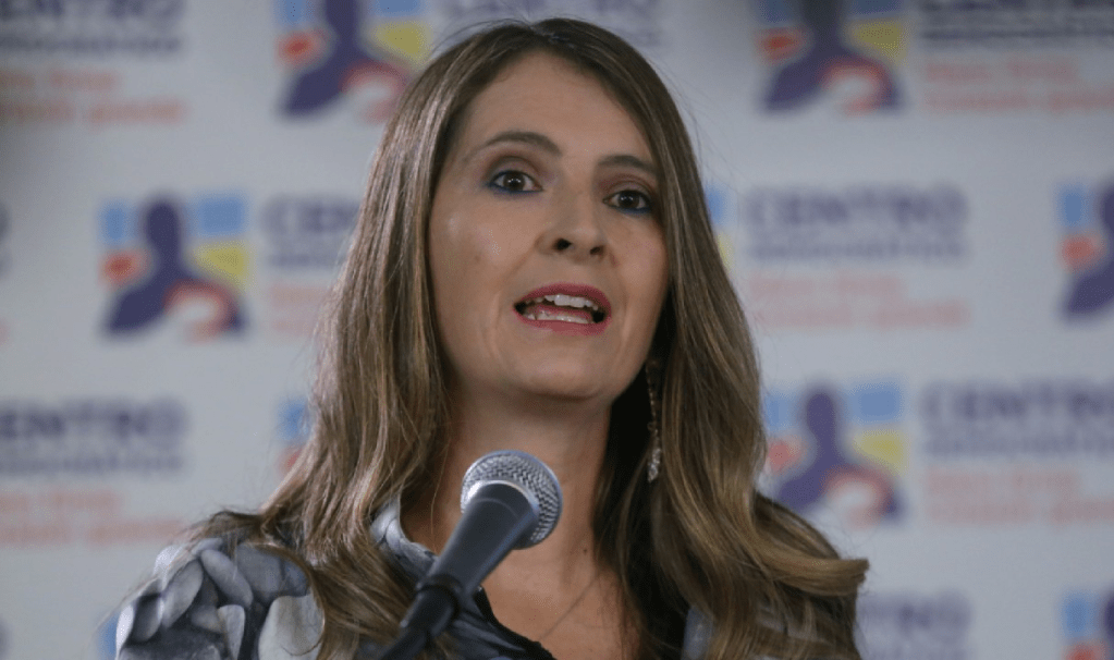 «Ya no habrá posibilidades de una constituyente»: Paloma Valencia tras elección de Carlos&nbsp;Camargo