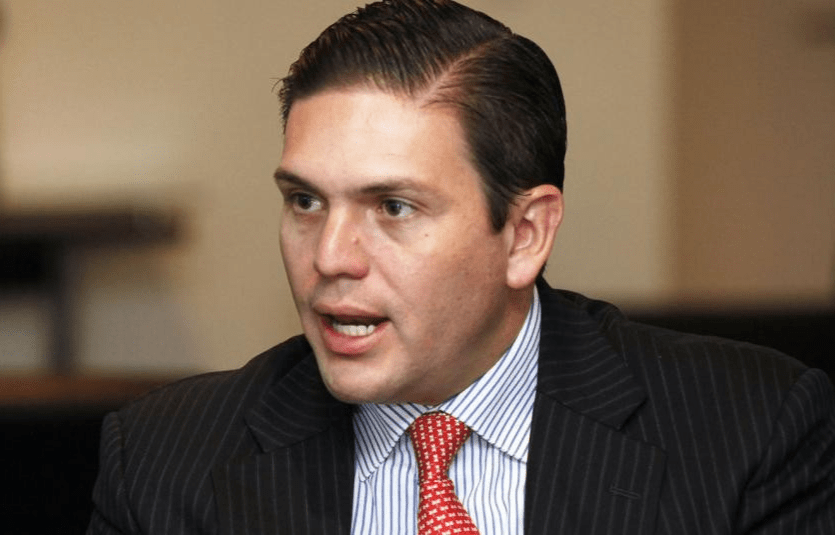 Juan Carlos Pinzón entra en la carrera&nbsp;presidencial