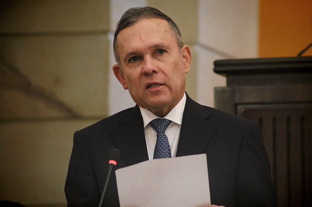 Expresidente del Senado, Efraín Cepeda, alista su precandidatura&nbsp;presidencial