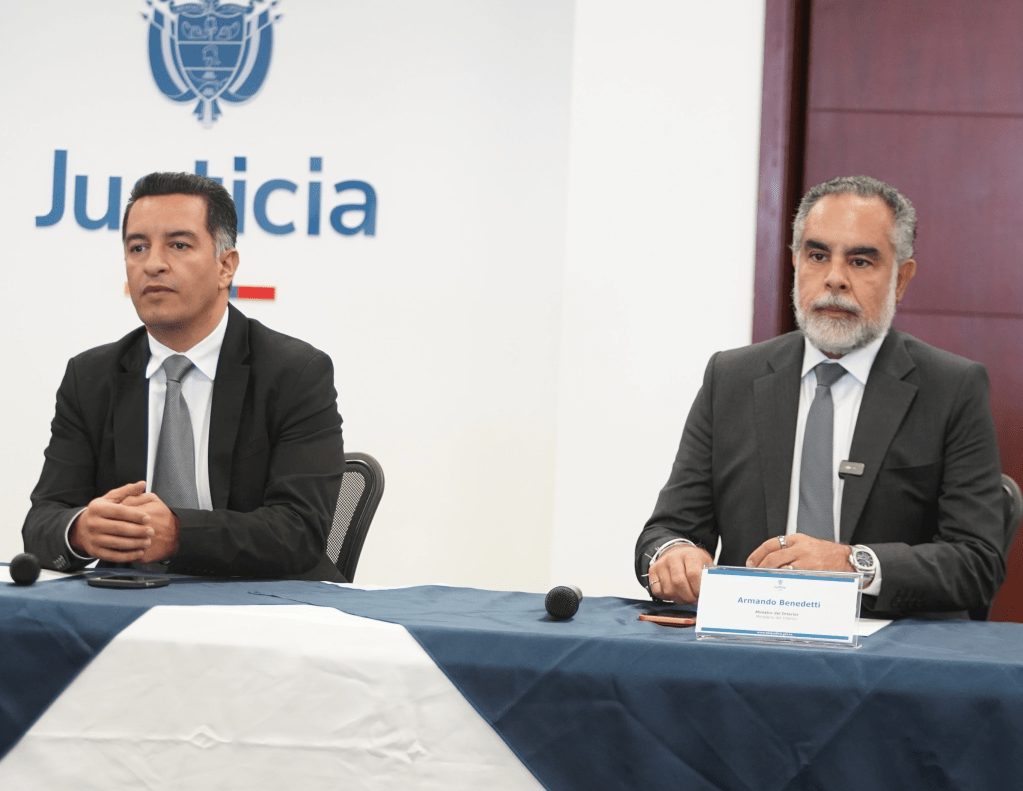 Gobierno anuncia prohibición de precursores químicos usados para fabricar fentanilo