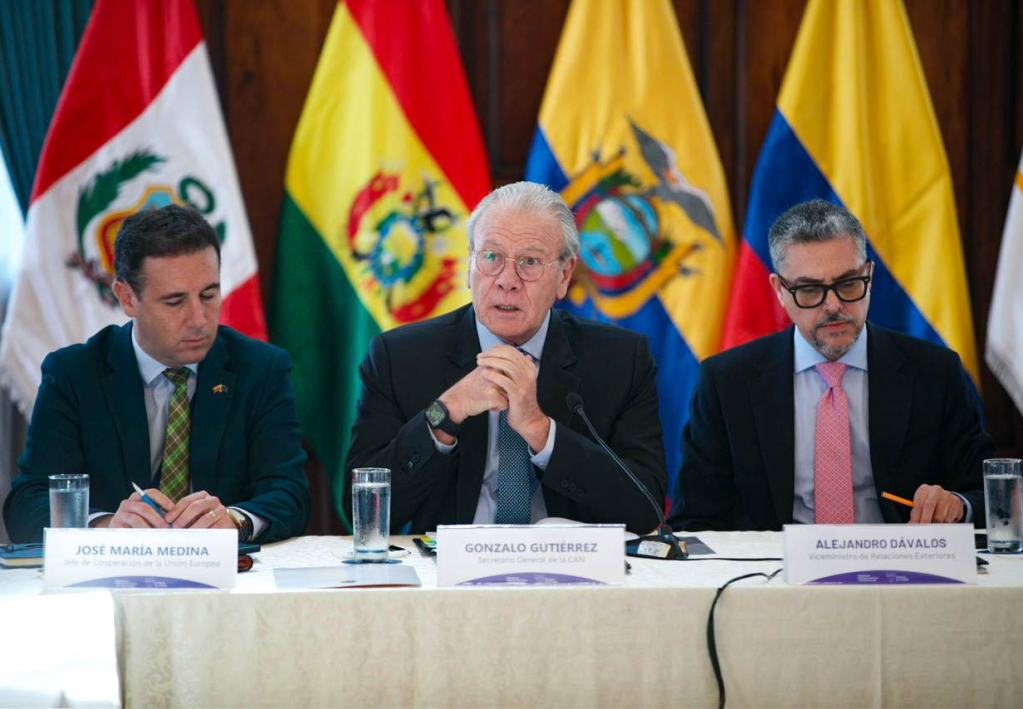 Comunidad Andina pide frenar aranceles entre Colombia y Ecuador y ofrece mediar en la disputa