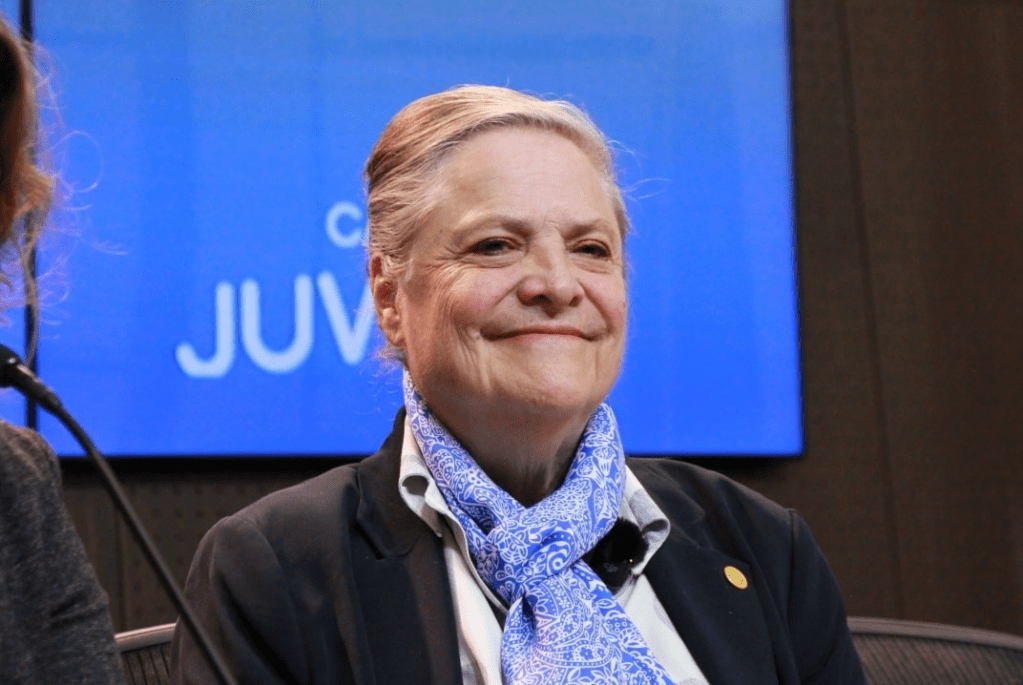 Clara López no irá a la consulta del Pacto Amplio y competirá en primera&nbsp;vuelta