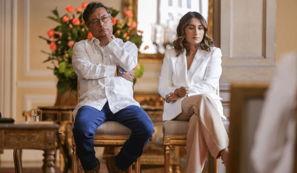 Nuevo agarrón en el Gobierno: Petro y Sarabia chocan por entrega de hojas de&nbsp;vida
