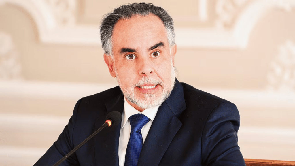 Benedetti también se suma: llama a movilizaciones tras suspensión del Salario Mínimo