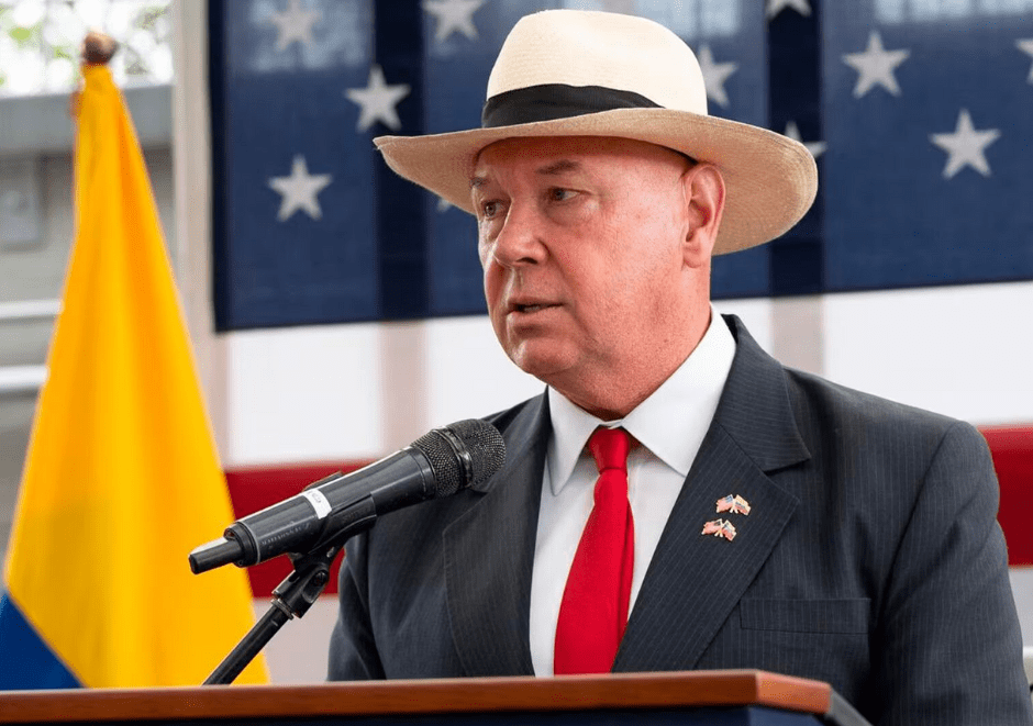 John McNamara se retira la embajada de EE. UU. en&nbsp;Colombia