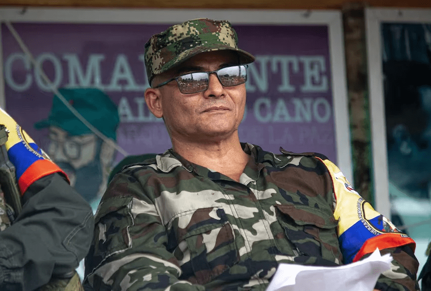 Medicina Legal descarta muerte de alias «Iván Mordisco» en&nbsp;bombardeo