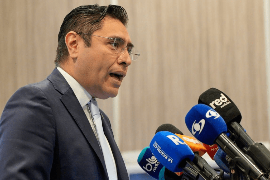 CNE cierra casi todo el escrutinio de Cámara y alista Senado