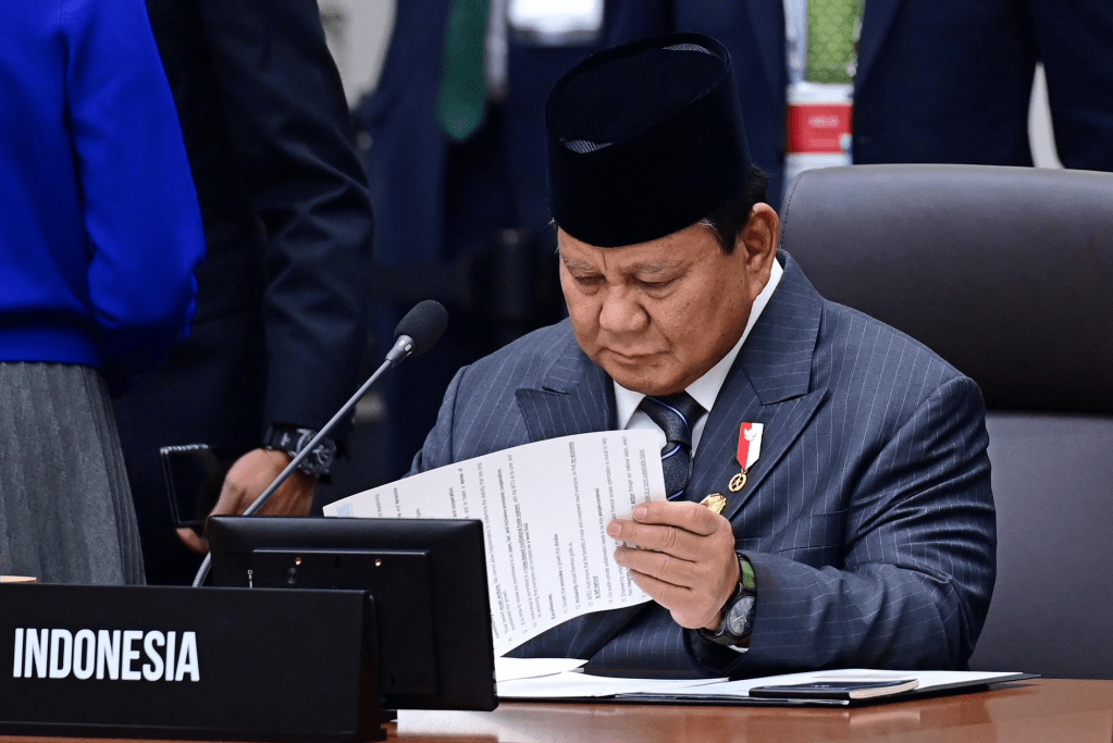 Indonesia prohíbe el uso de redes sociales a menores de 16 años