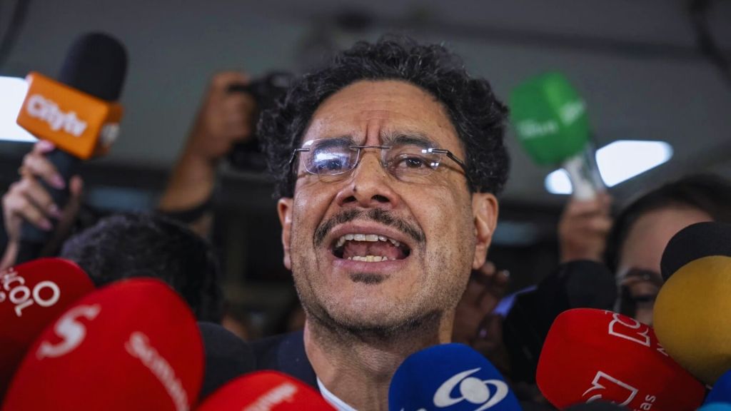 Comunes, partido de las antiguas Farc, anunció su respaldo a la candidatura presidencial de Iván&nbsp;Cepeda