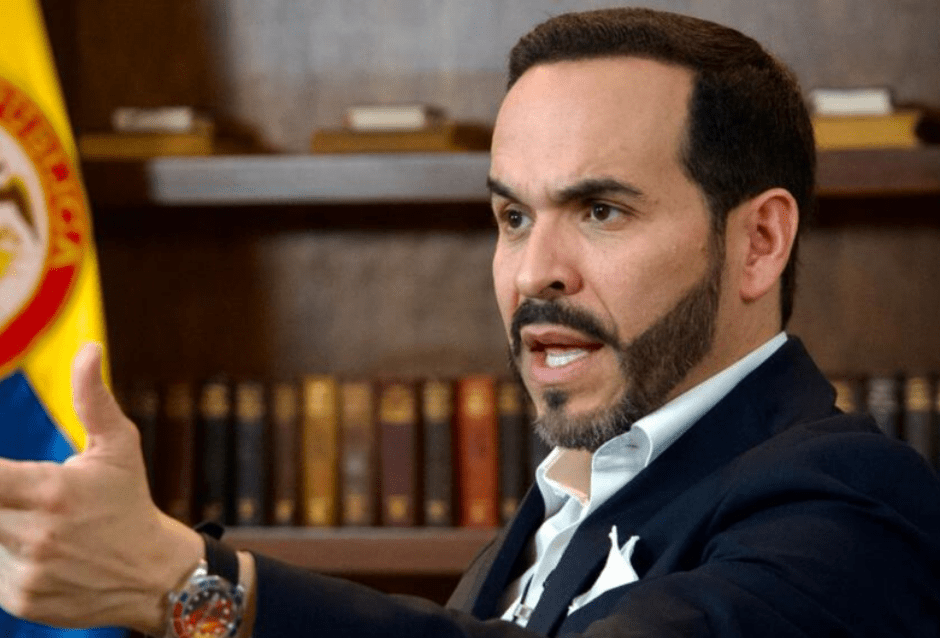 De la Espriella promete renunciar al salario de presidente si llega a la Casa de&nbsp;Nariño