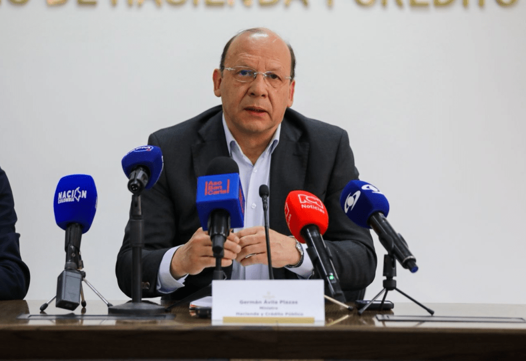 MinHacienda anuncia que no asistirá a Junta del Banco de la República