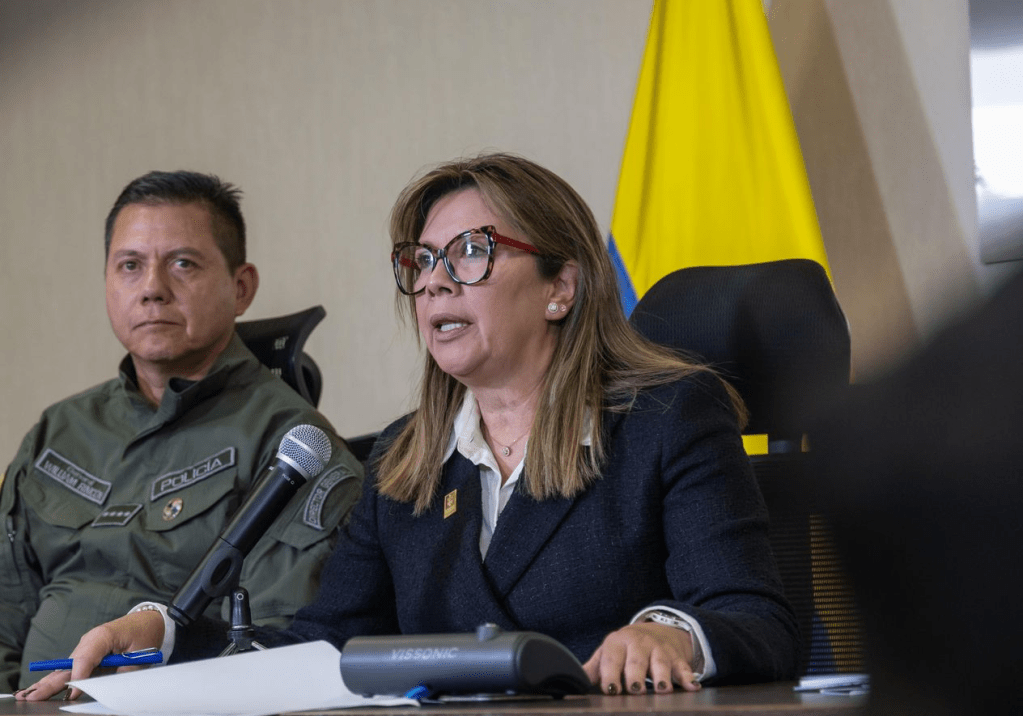 La fiscal general califica de “gravísimas” las presuntas intercepciones del Gobierno Petro a De la&nbsp;Espriella.