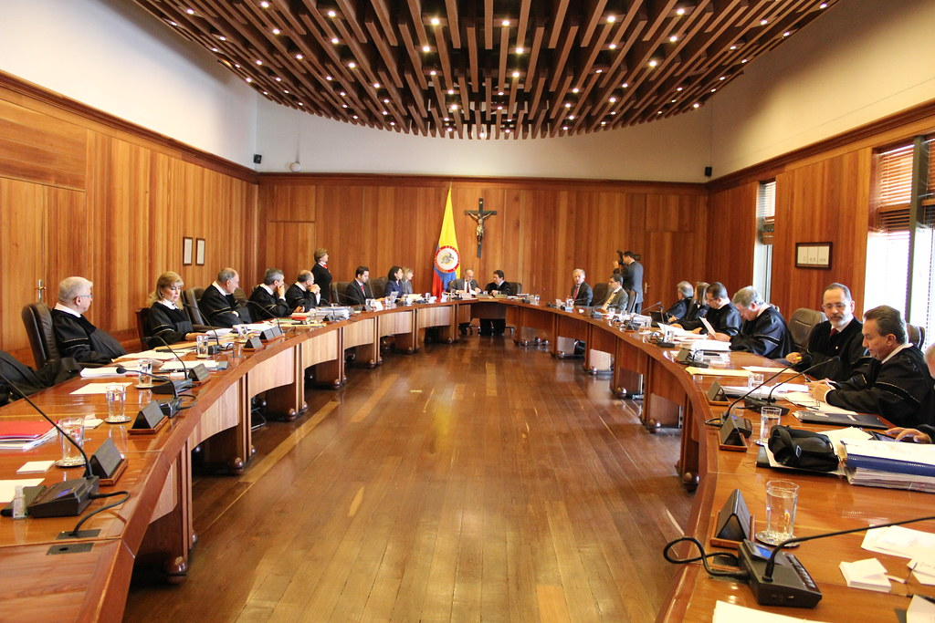 Corte Constitucional se prepara para decidir si tumba o mantiene la emergencia económica del Gobierno&nbsp;Petro