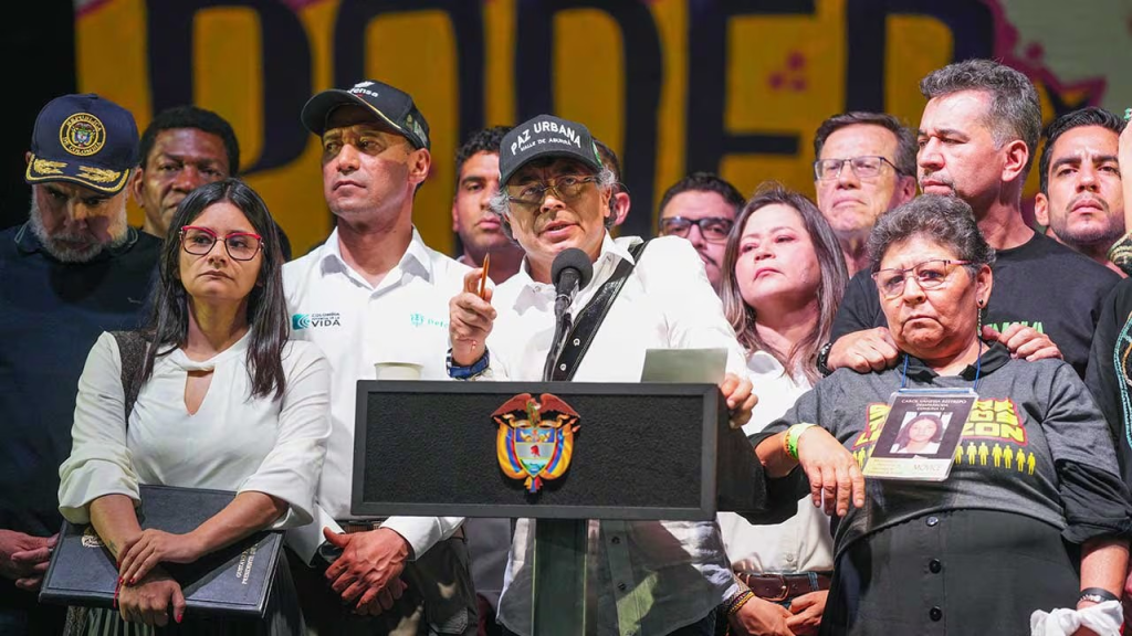 Gobierno Petro respalda la decisión de suspender órdenes de captura a 23 líderes criminales en&nbsp;Medellín